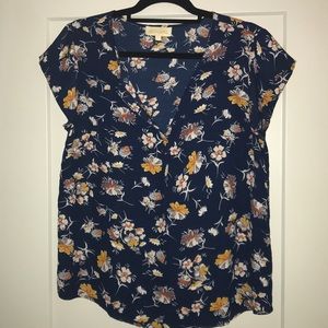 Navy floral short sleeve blouse